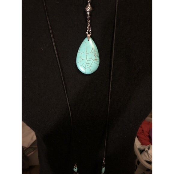 Teardrop Turquoise Lariat necklace with glass and stone beads Silk & Silver Tone - Picture 4 of 12